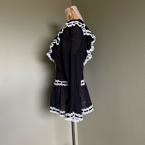 JJ’s Fairyland Black White Crochet trim Sheer Top Sz S - Picture 6 of 9